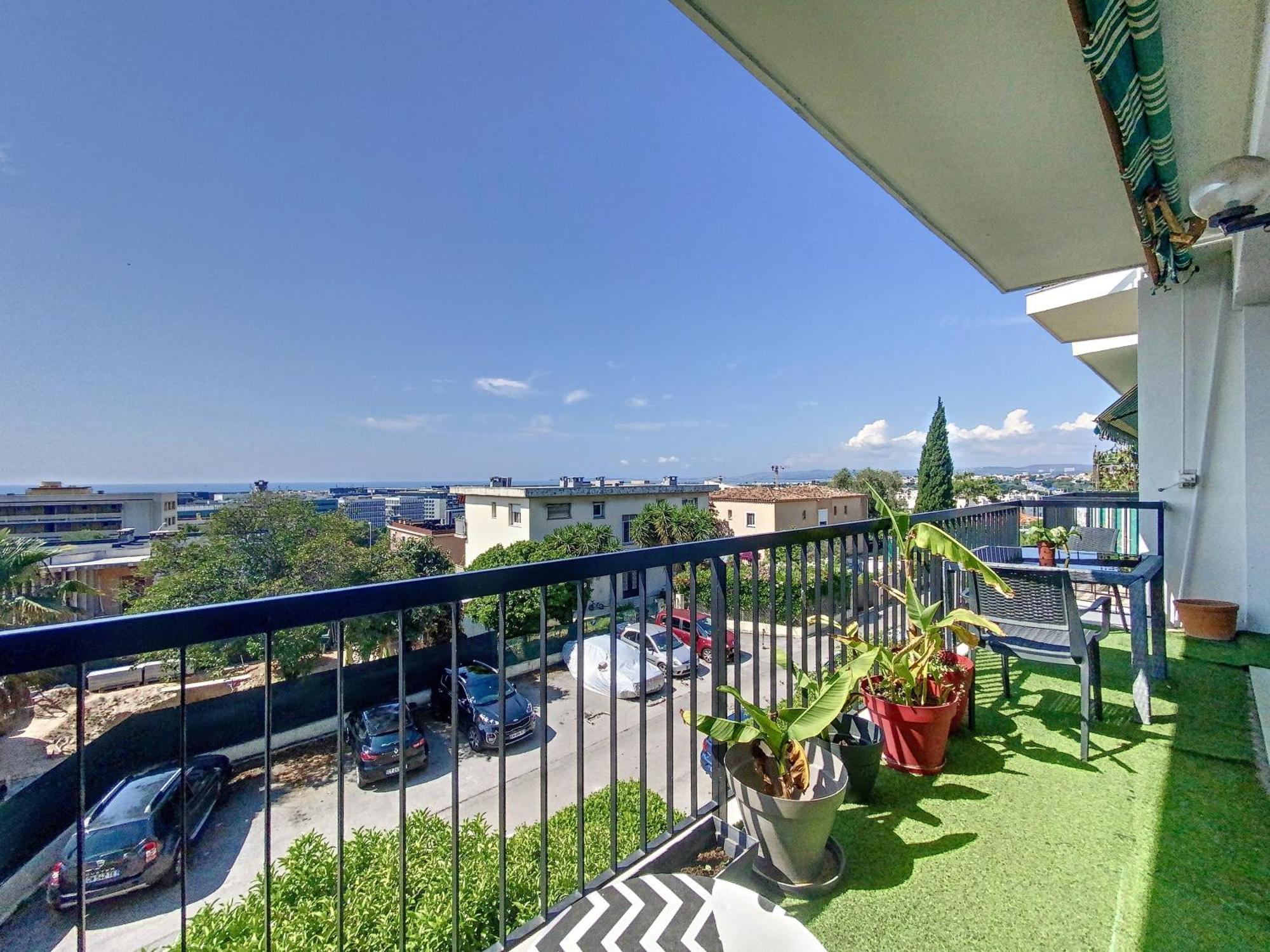 *confort, Vue Mer Et Detente* Appartamento Nizza
